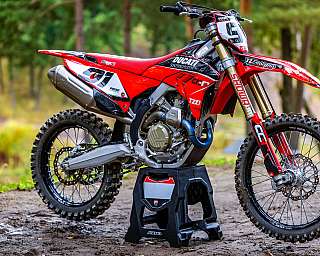Desmo 450 MX