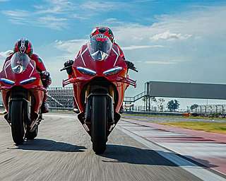 Panigale V4